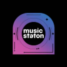 CRW Radio — The United Kingdom Of Great Britain And Northern Ireland logo