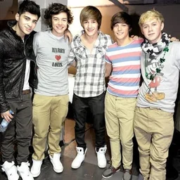 +Exclusively One Direction — Mexico לוגו