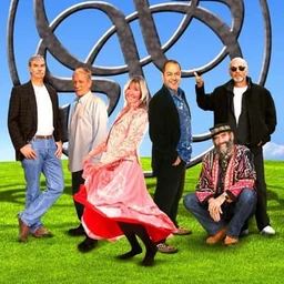 Exclusively Steeleye Span — The United Arab Emirates लोगो