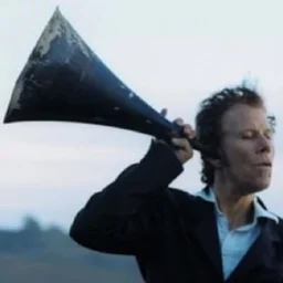 Exclusively Tom Waits — The United Arab Emirates شعار
