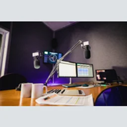 Heaven and Heaven radio logo — The United Kingdom Of Great Britain And Northern Ireland