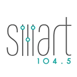 Smart 104.5 logo — Greece
